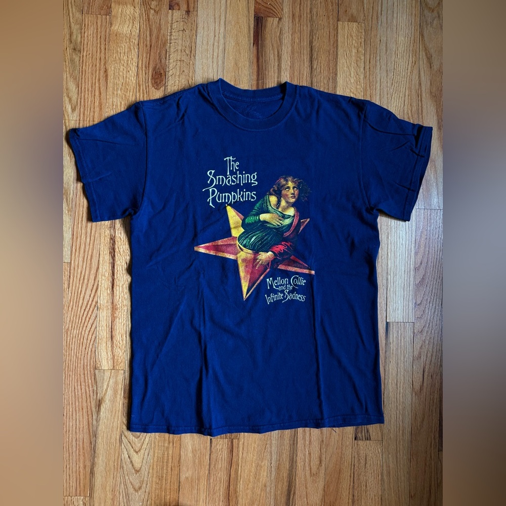Smashing Pumpkins shirt in Men’s Medium